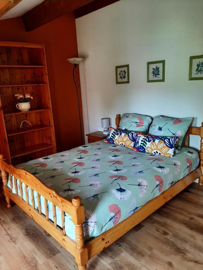 Les Tremieres Villa Le Thou Dış mekan fotoğraf