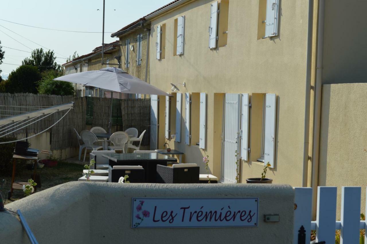 Les Tremieres Villa Le Thou Dış mekan fotoğraf