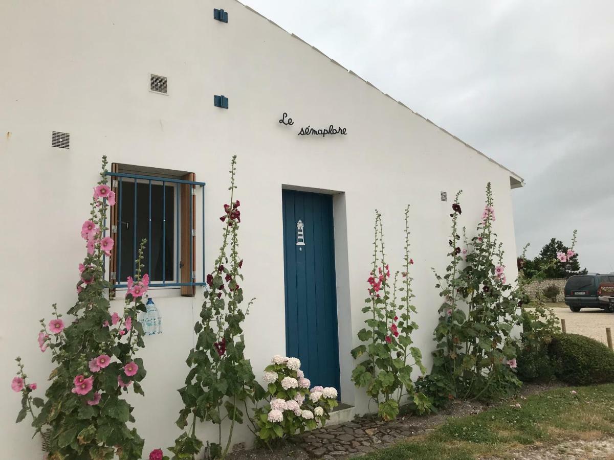 Les Tremieres Villa Le Thou Dış mekan fotoğraf